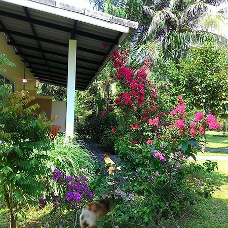 Willa Aathid Garden Khao Lak Zewnętrze zdjęcie
