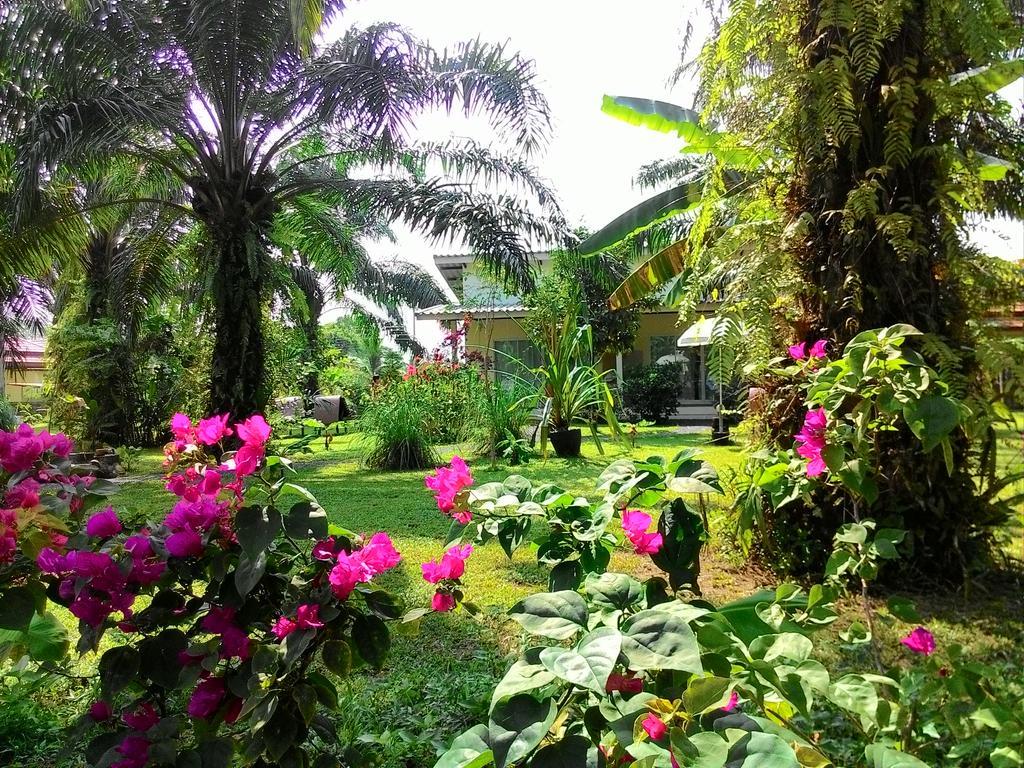 Willa Aathid Garden Khao Lak Zewnętrze zdjęcie
